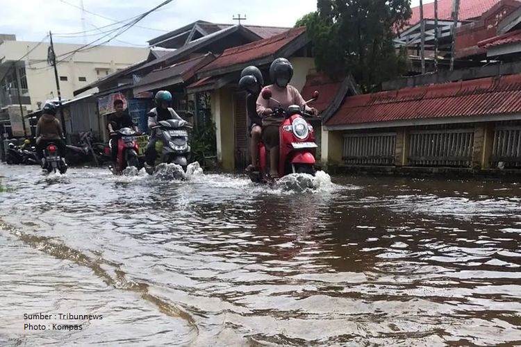 Wilayah di Banjarmasin Terendam Banjir Rob